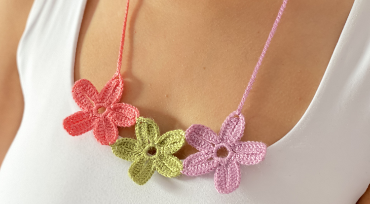 Necklaces crochet patterns