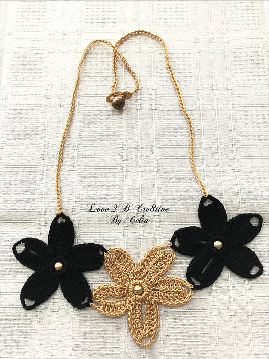 Crochet Necklace of Love with pearls | pdf pattern